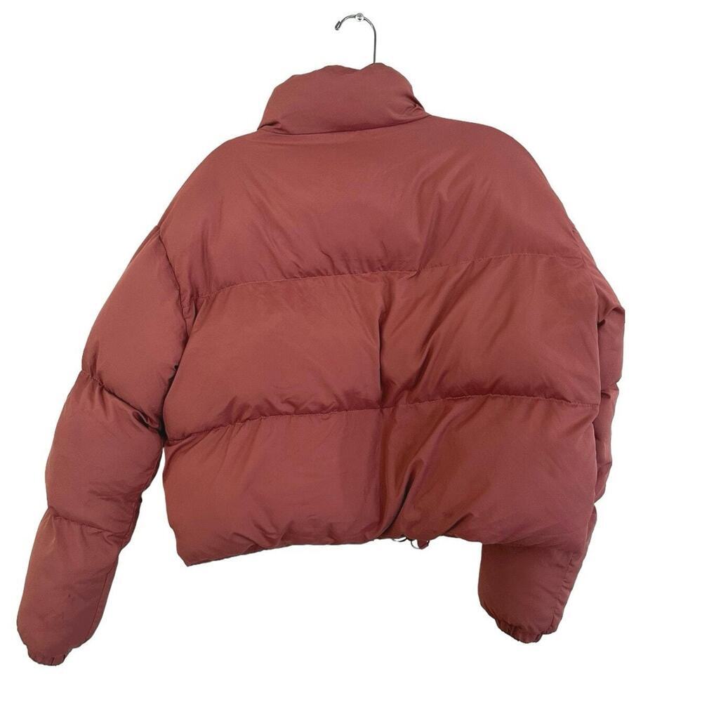 Fabletics Wander Cropped Puffer Cherry Mocha Size… - image 4